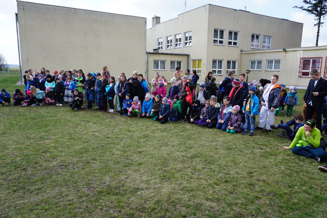 Pierwszy Dzie Wiosny w Szkole Podstawowej im. Jana Brzechwy w Grabienicach